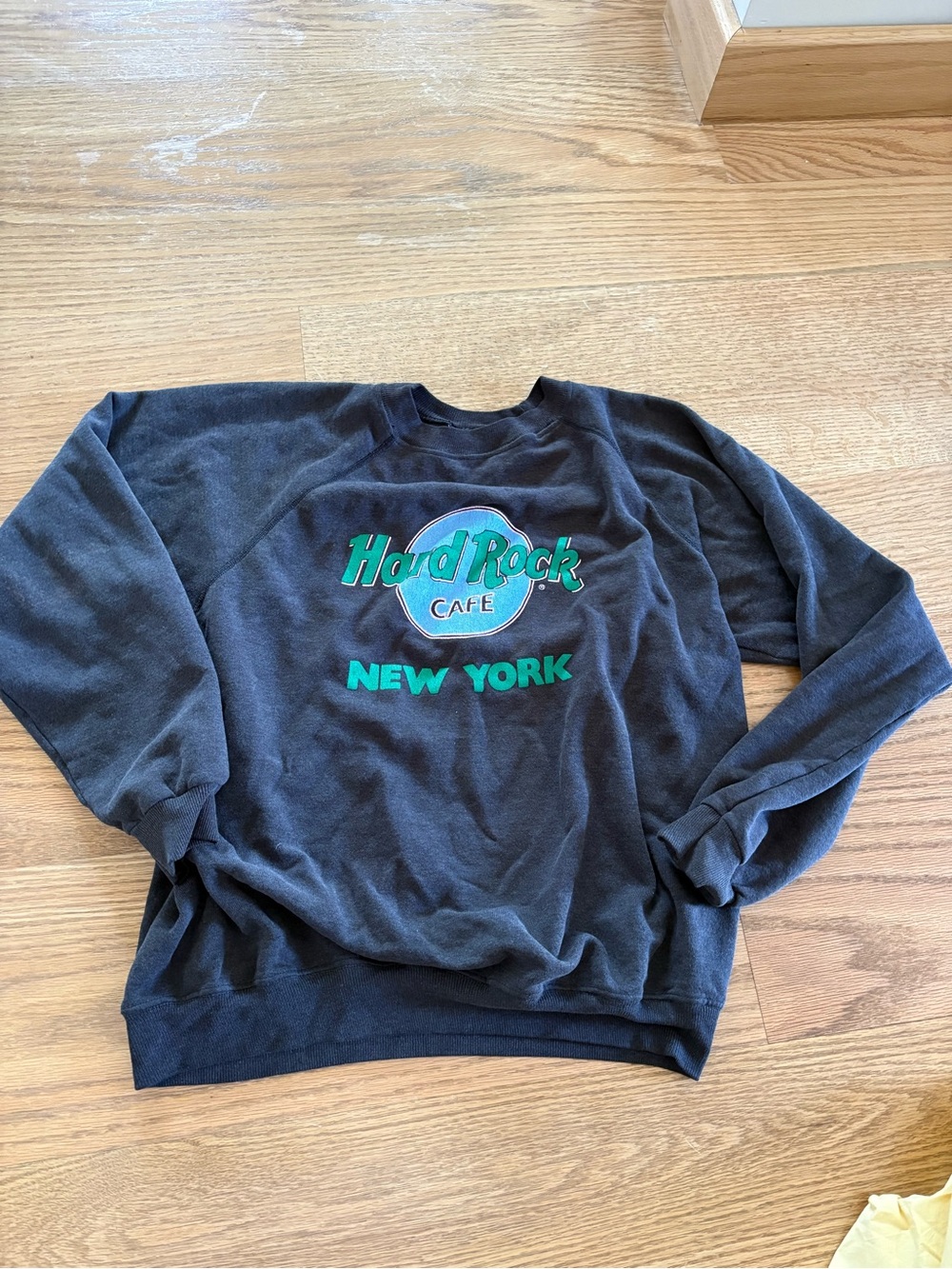 Hard Rock Cafe New York vintage Crewneck Sweatshirt